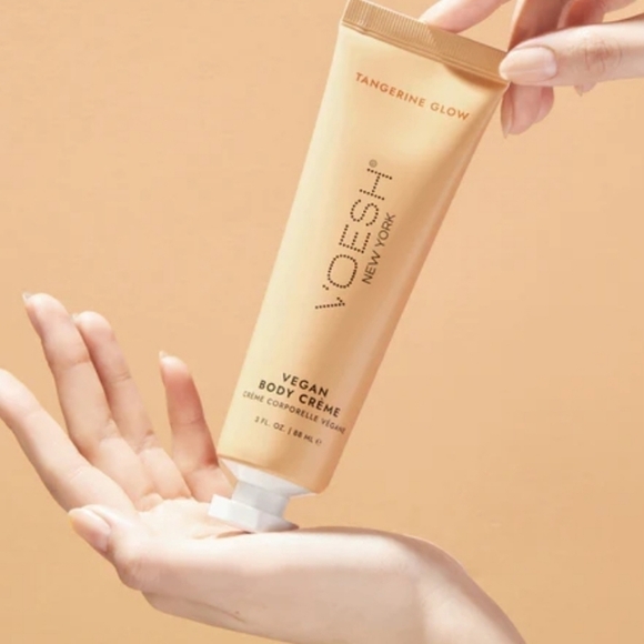 Voesh New York x Sephora Vegan Body Creme in Tangerine Orange 3oz - Picture 3 of 4